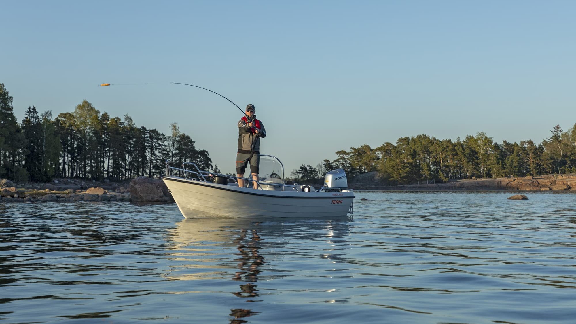 Lopeta turha selailu – parhaat veneet Kainuun kalavesille Sotkamon Keskusliikkeeltä!